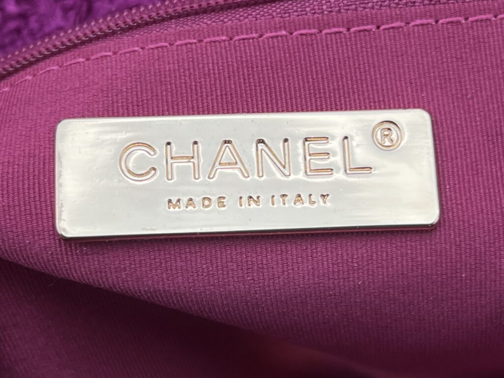 CHANEL 19 HANDBAG AS1161 - 画像 (13)