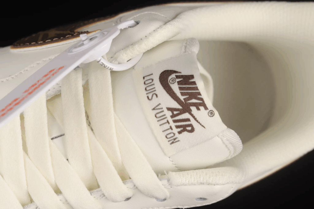 【新商品発売】【今年の新商品】LOUIS VUITTON X NIKE AIR FORCE 1 07 LOW RICE WHITE SHOES SNEAKERS【本物保証】【代金引換】 - 画像 (6)