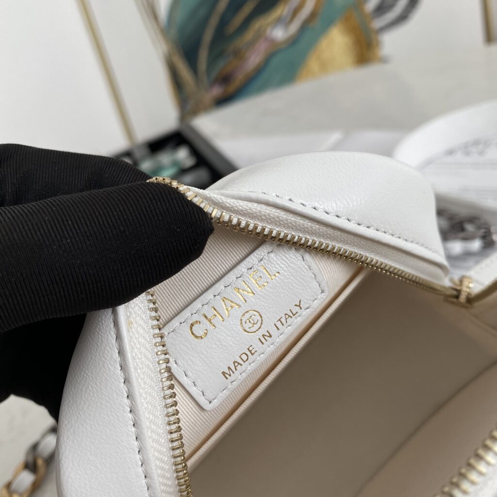 CHANEL 19 CLUTCH WITH CHAIN 0945 - 画像 (3)