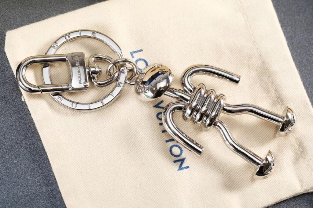 LV Louis Vuitton バッグペンダント キーホルダー 50 zm - 画像 (6)