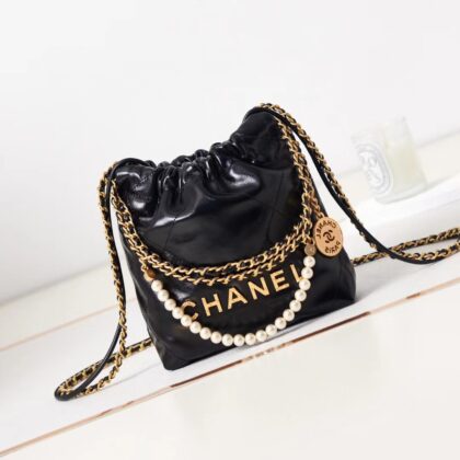 CHANEL 22 Bag Mini AS3980