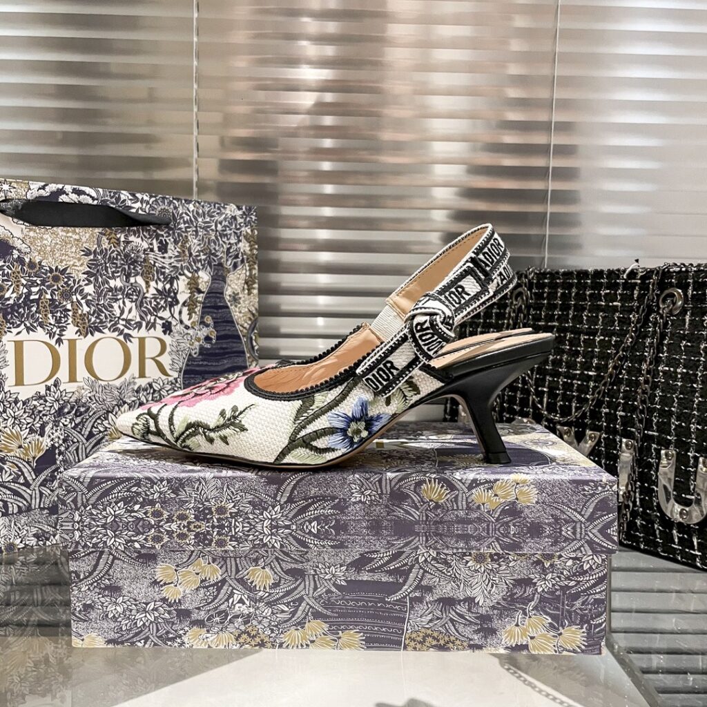 DIOR 新作刺繍ハイヒール 07zm 95759 - 画像 (6)