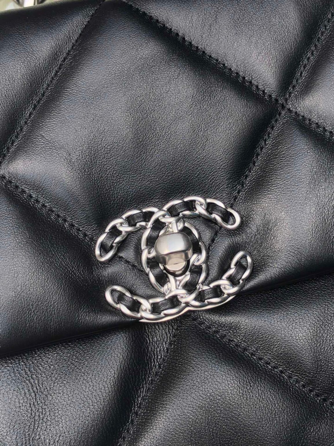 Chanel 19 medium 1161 - 画像 (5)