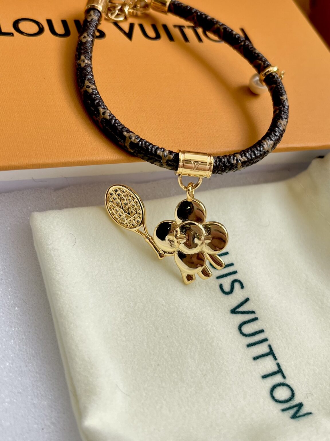 Louis Vuitton（ルイヴィトン）vivienne ブレスレット - 画像 (5)