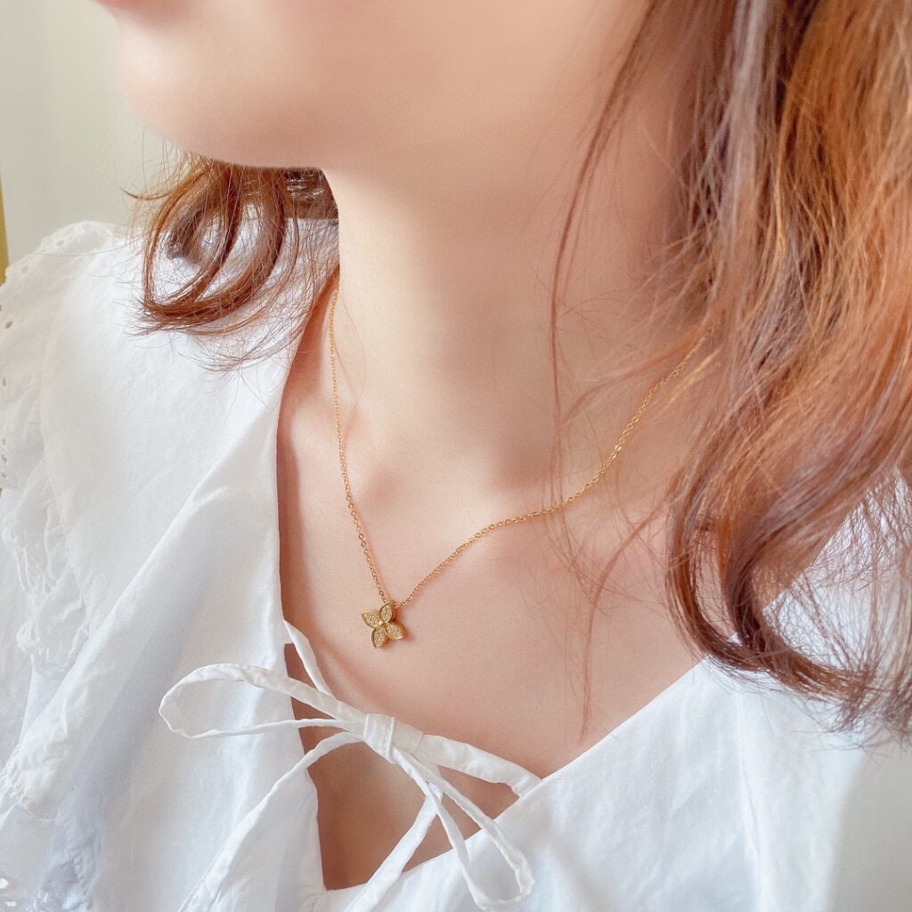 LOUIS VUITTON（ルイヴィトン）STAR BLOSSOM ネックレス Q93710 - 画像 (6)