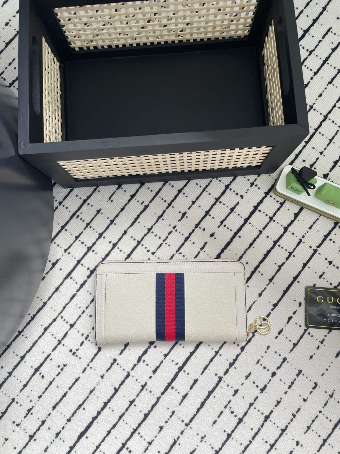 GUCCI 新作財布です 18 zm 95519 - 画像 (4)