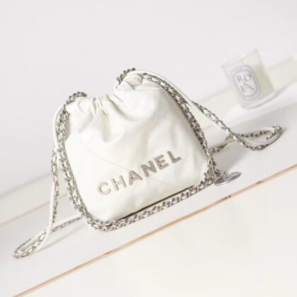 CHANEL 22 Bag Mini AS3980