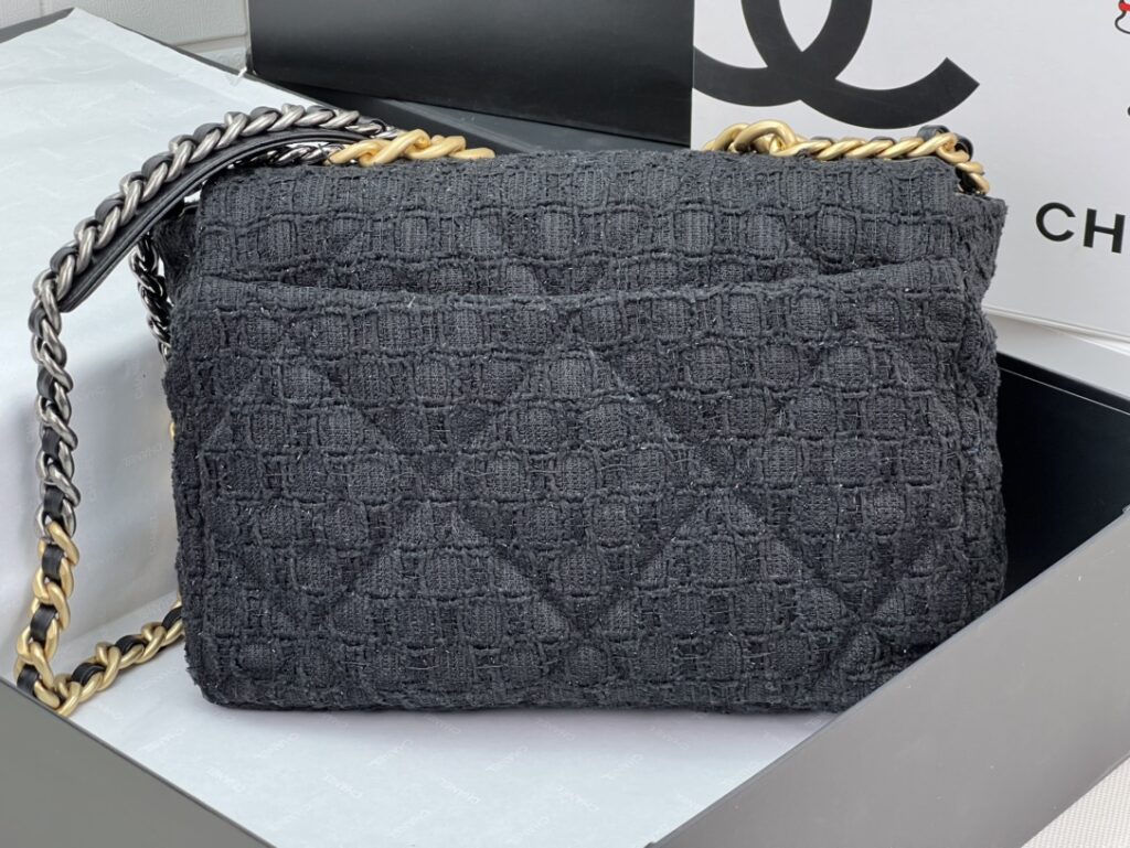 CHANEL 19 LARGE HANDBAG AS1161 - 画像 (7)