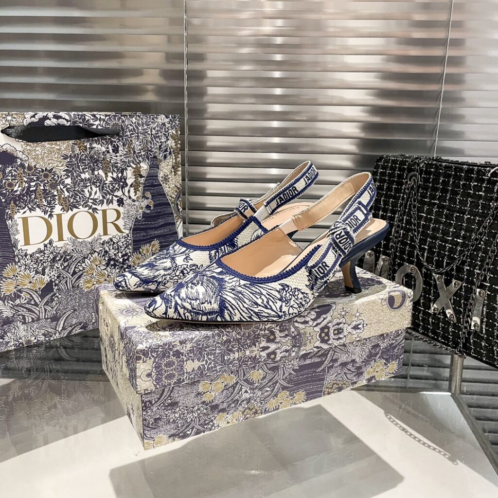 DIOR 新作刺繍ハイヒール 06zm 95759 - 画像 (6)