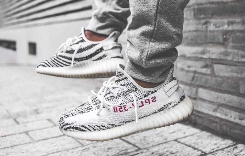 ★YEEZY★送関込★入手困難！世界が欲しがるイージーブースト★ - 画像 (4)