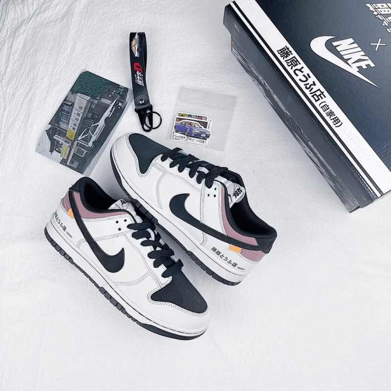 ★NIKE★送関込★激レア確定！世界が欲しがるプレミアムな逸足♪ 【今年の新商品】【新商品発売】頭文字D×NIKE Low Dunks - 画像 (5)