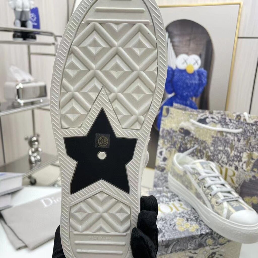 DIOR スーパー刺繍アルファベットスニーカー 04 zm94831 - 画像 (3)