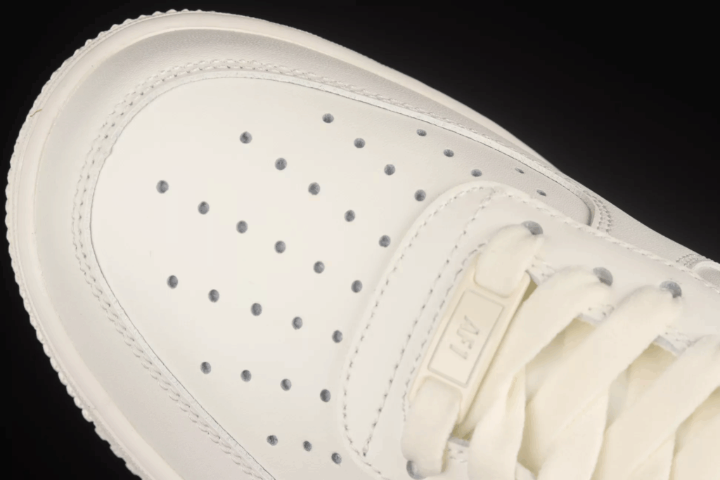 【新商品発売】【今年の新商品】LOUIS VUITTON X NIKE AIR FORCE 1 07 LOW RICE WHITE SHOES SNEAKERS【本物保証】【代金引換】 - 画像 (11)