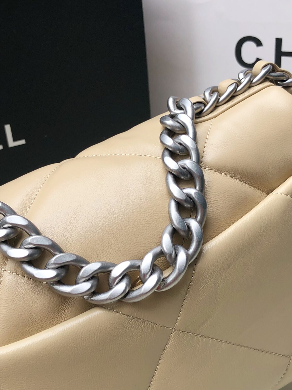 Chanel 19 small 1160 - 画像 (4)