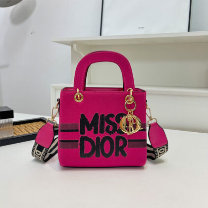 DIORおしゃれバッグ01 SS101021