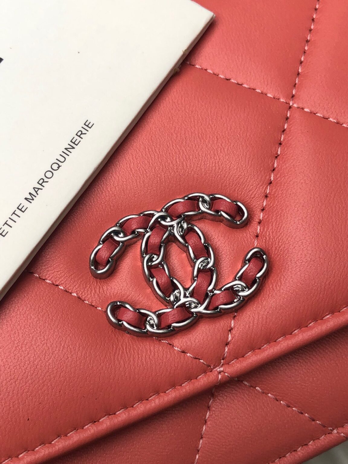 CHANEL 19 WALLET ON CHAIN 0957 - 画像 (9)