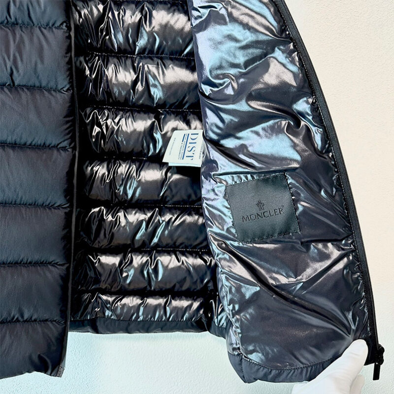MONCLER Cenis ダウンベスト 1A0001253333 男女兼用 - 画像 (10)