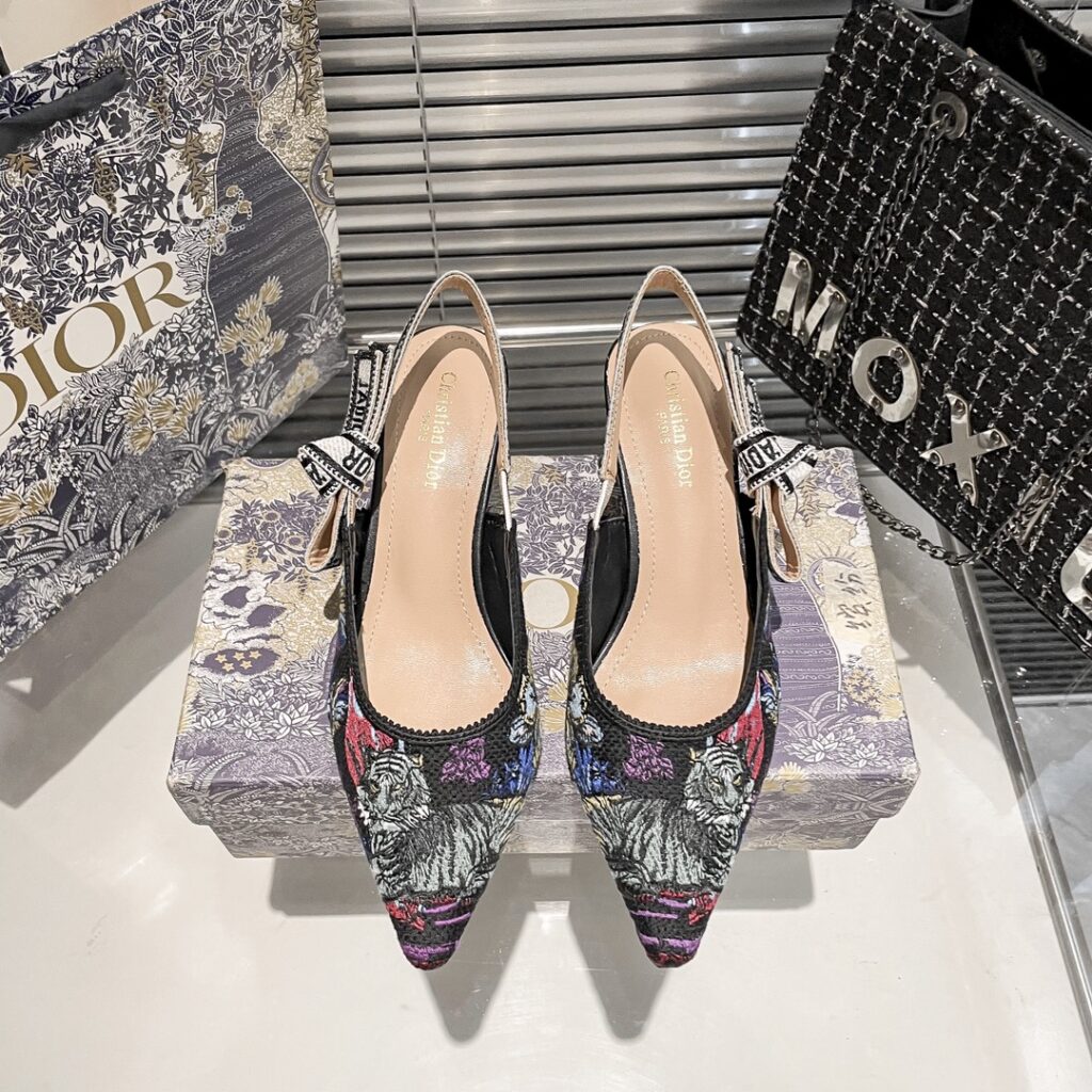 DIOR 新作刺繍ハイヒール 09zm 95759 - 画像 (2)