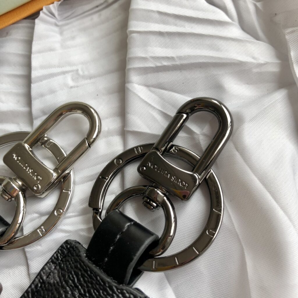 【Louis Vuitton 】（ルイヴィトン）ポルトクレ・クロッシュ クレ キーホルダー - 画像 (7)