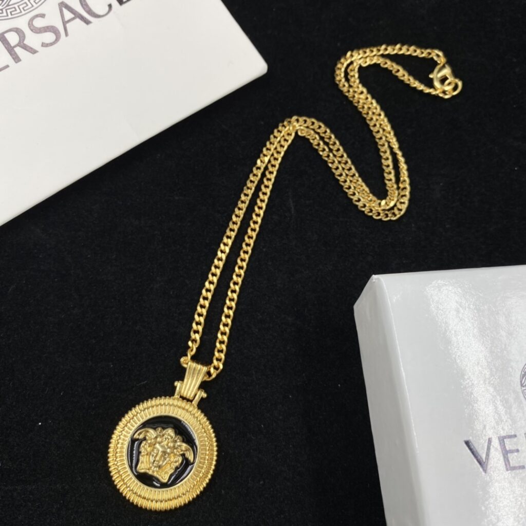 Versaceファッションアイテムチェーン06 al 94723 - 画像 (3)