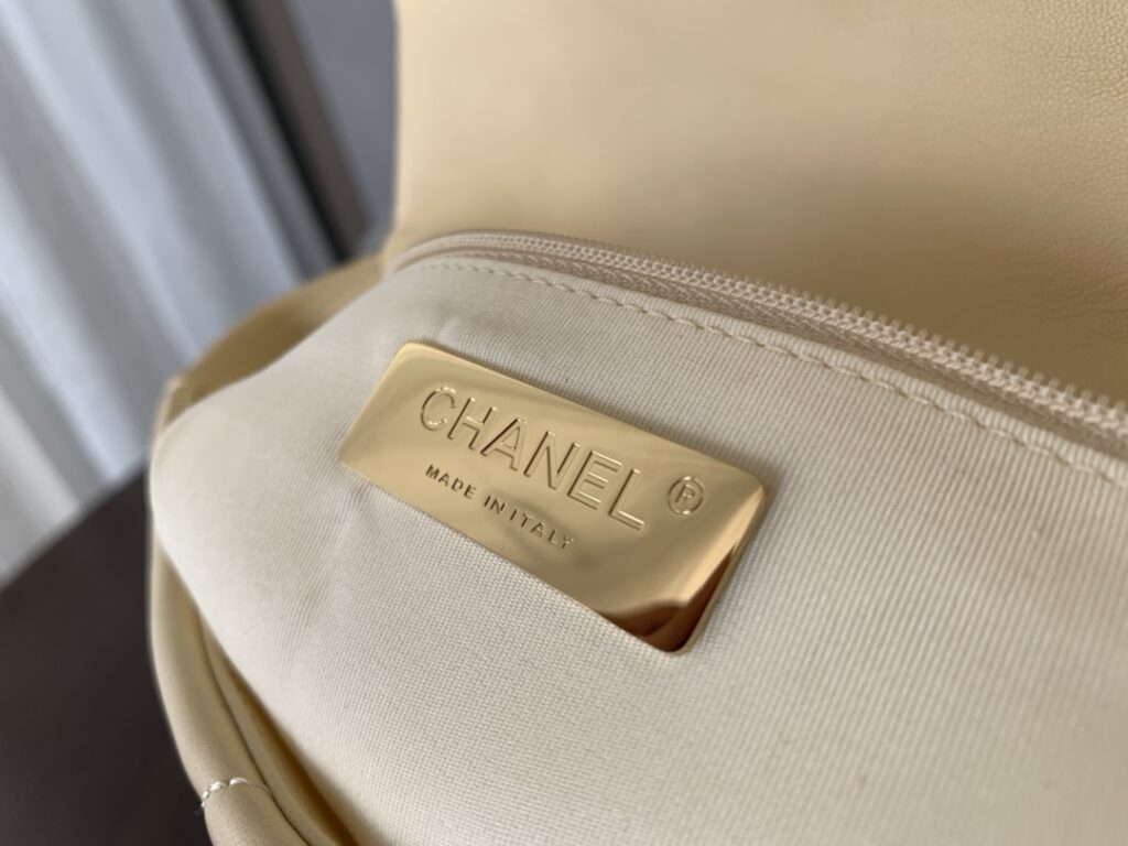 Chanel 19 small 1160 - 画像 (9)