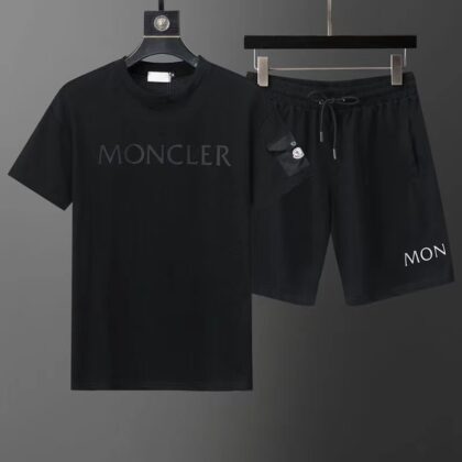 モンクレール　半袖セットアップ