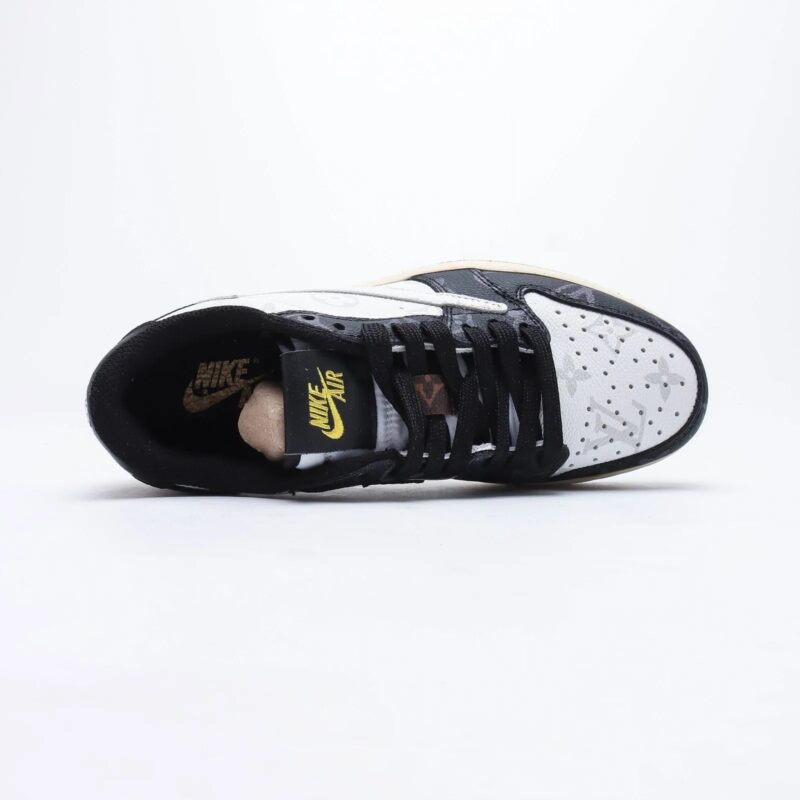 【日本未入荷】LOUIS VUITTON X TRAVIS SCOTT X NIKE AIR JORDAN 1 LOW OG SP"DAMIER AZUR/LV MONOGRAM"[代金引換] - 画像 (4)