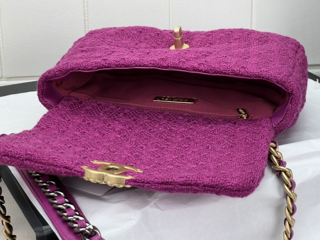 CHANEL 19 HANDBAG AS1161 - 画像 (14)