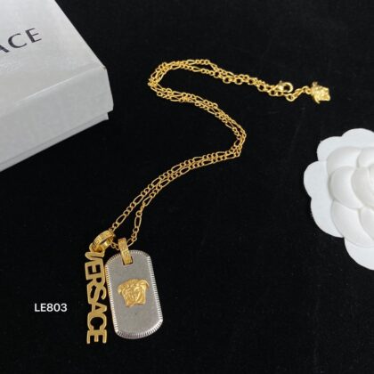 Versaceファッションアイテムチェーン01 al 94723