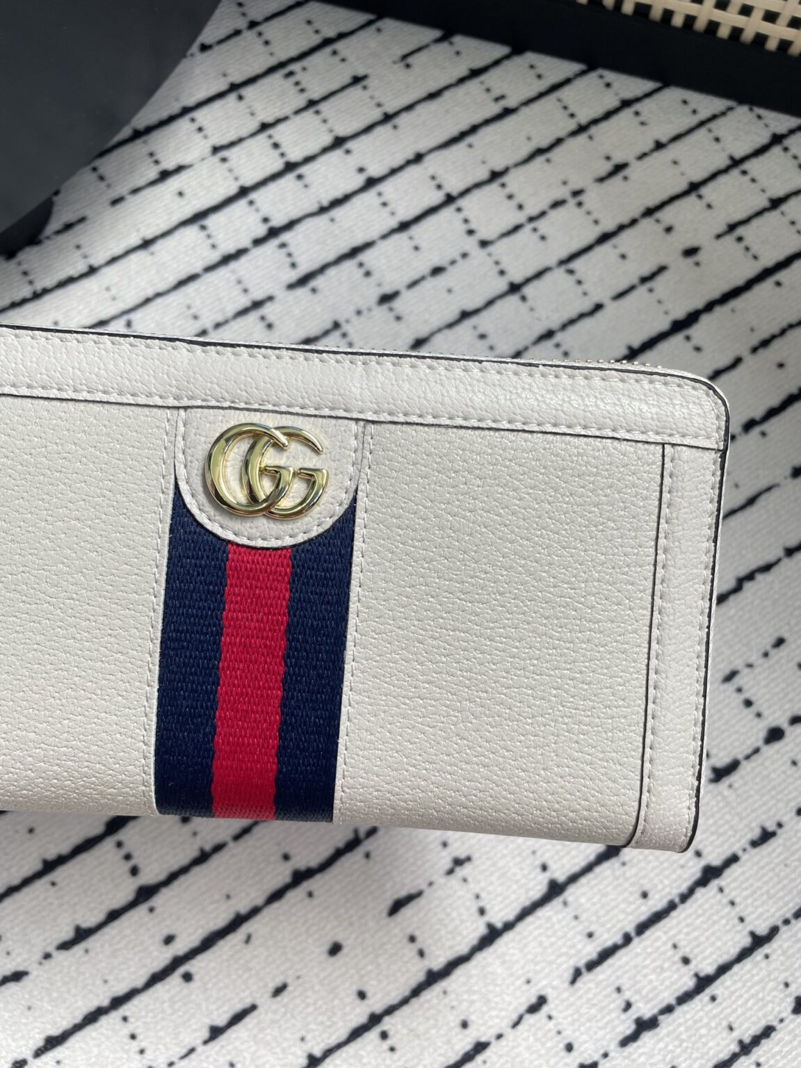 GUCCI 新作財布です 18 zm 95519 - 画像 (3)