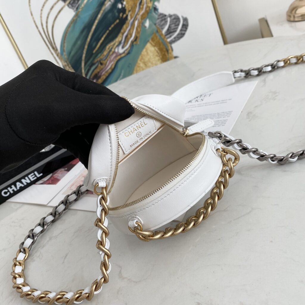 CHANEL 19 CLUTCH WITH CHAIN 0945 - 画像 (4)