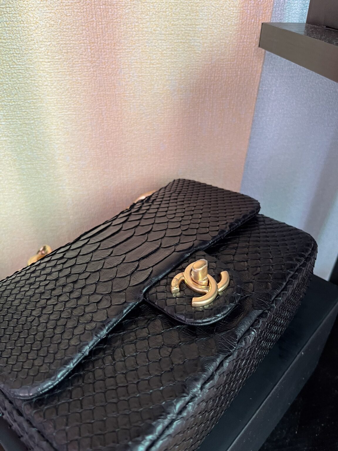 BOLSA CHANEL 2.55 PYTHON FLAP BAG AS3214 - 画像 (7)