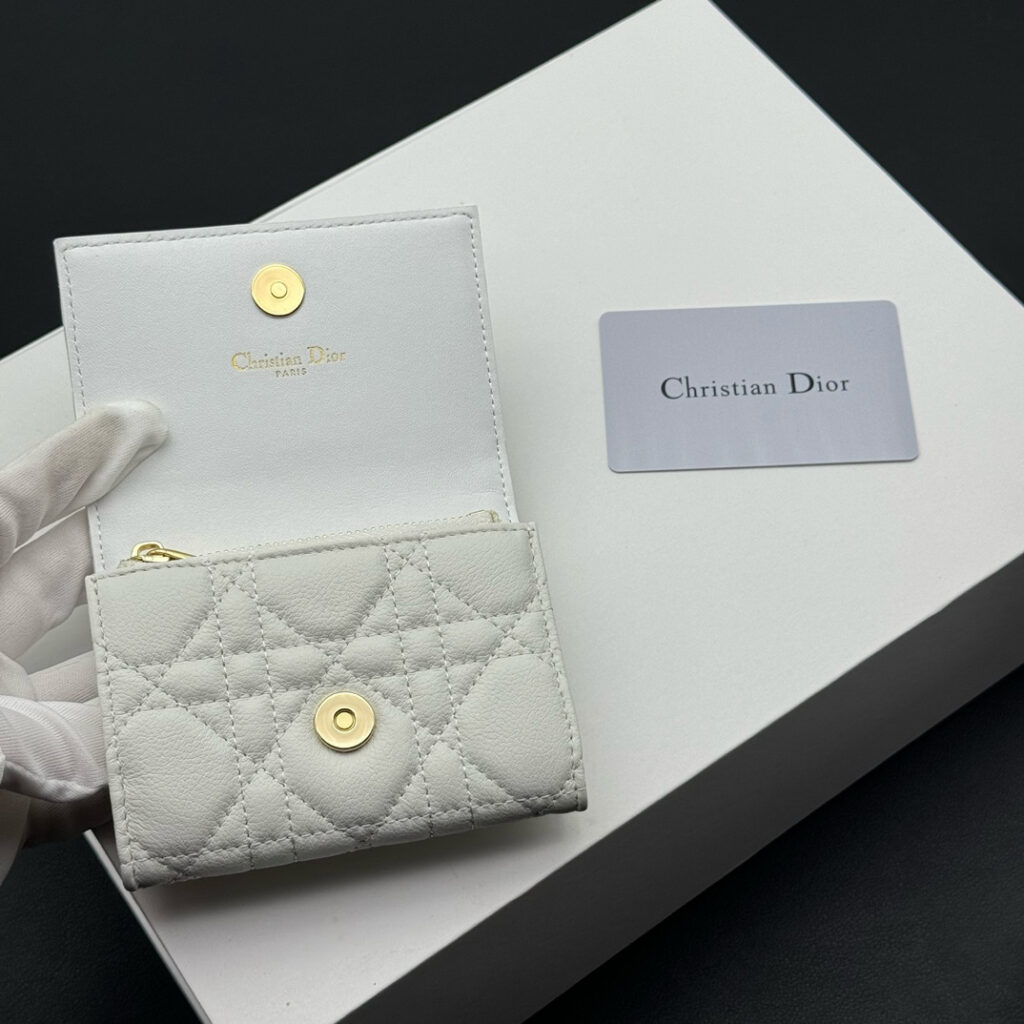 Dior 羊の皮の財布 2 zm 94920 - 画像 (6)