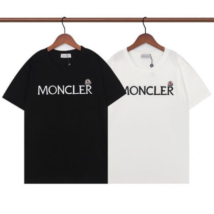 【Moncler 】（モンクレール）男女兼用、ご好評に付き再入荷！