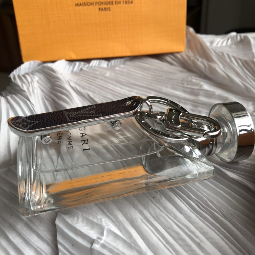 【Louis Vuitton 】（ルイヴィトン）ポルト クレ・スケートボード モノグラムM69476 - 画像 (4)