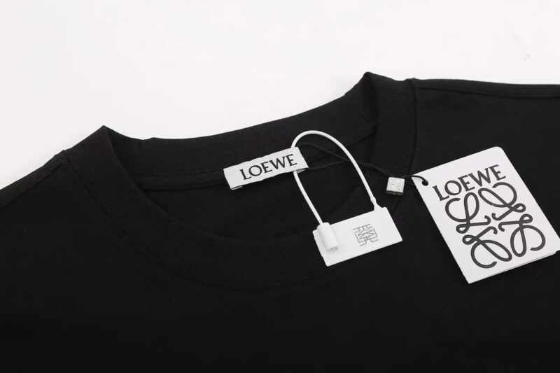 【LOEWE 公式旗艦店】ロエベ Tシャツ ご好評に付き再入荷！ - 画像 (3)