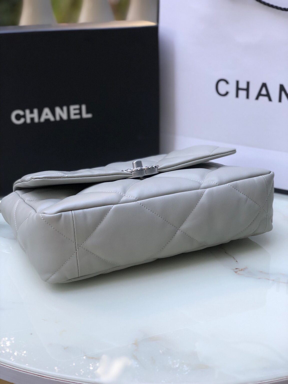 Chanel 19 medium 1161 - 画像 (4)