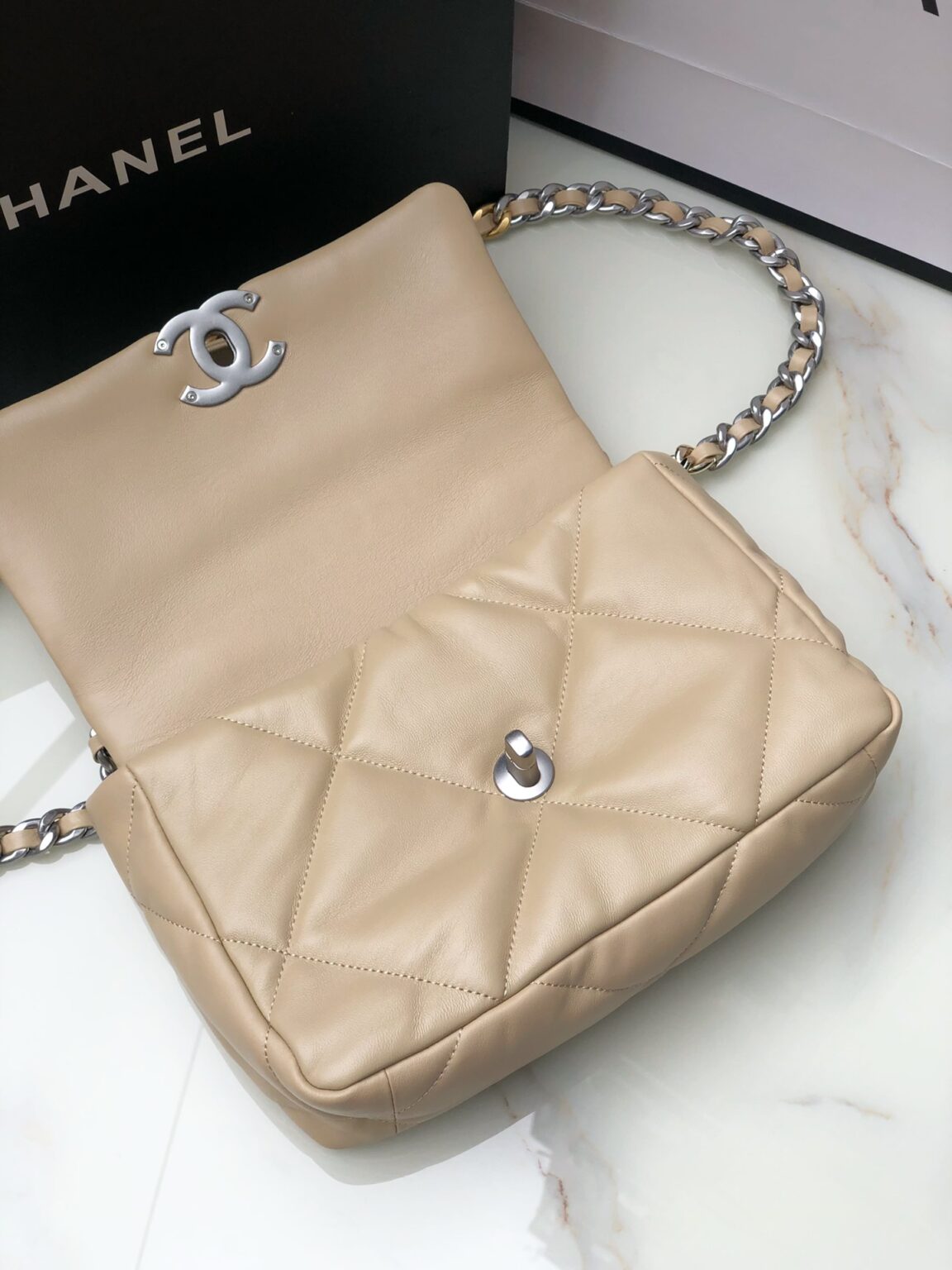 Chanel 19 small 1160 - 画像 (7)