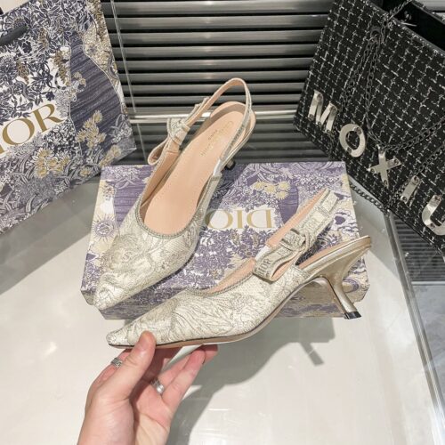 DIOR 新作刺繍ハイヒール 02zm 95759