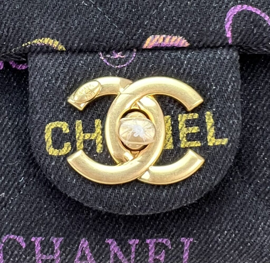 CHANEL FLAP BAG AS3134 - 画像 (8)