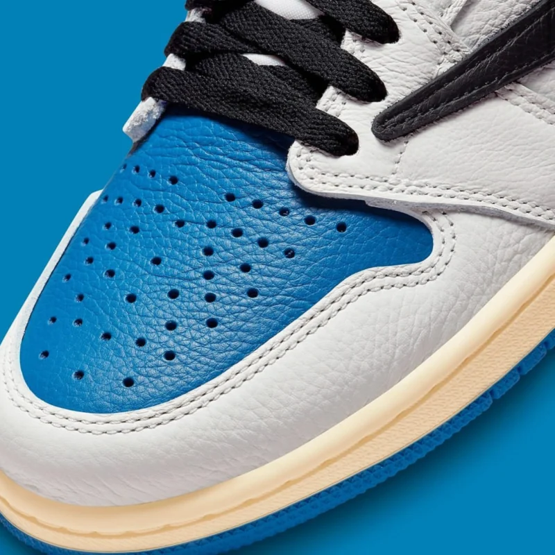 2021フラグメントxトラビススコットxナイキエアジョーダン1ハイOGSP「ミリタリーブルー」TRAVIS SCOTT × FRAGMENT × NIKE AIR JORDAN 1 HIGH "MILITARY BLUE'' - 画像 (7)