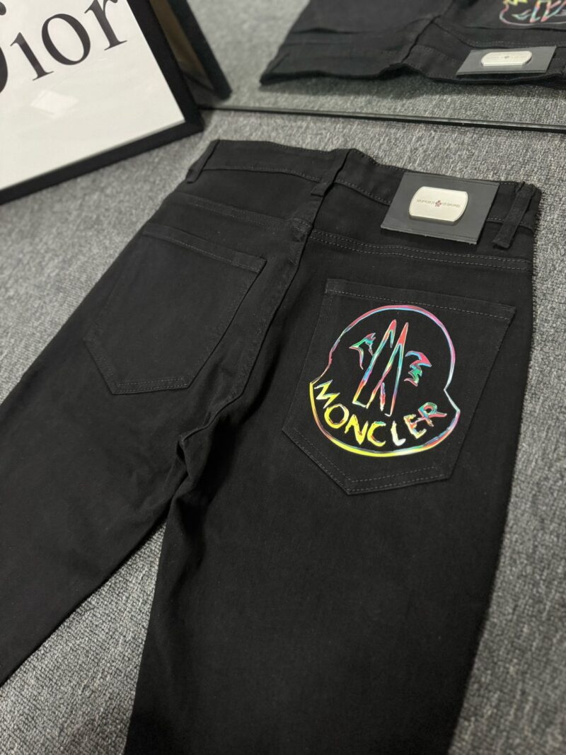 moncler刺繡入りのトレンディジーンズ 13 SS102438 - 画像 (3)