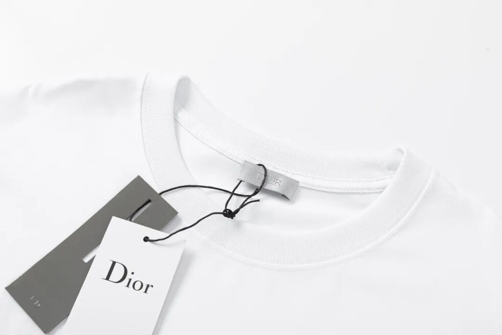 【 DIOR公式旗艦店】ディオール Tシャツ ご好評に付き再入荷！ - 画像 (5)