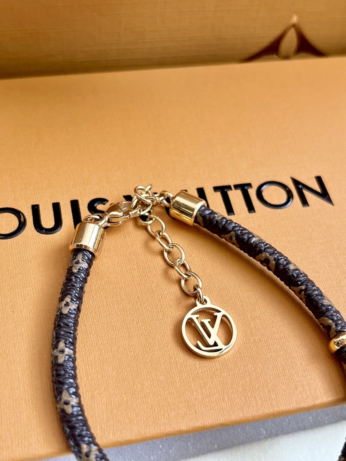 Louis Vuitton（ルイヴィトン）vivienne ブレスレット - 画像 (4)