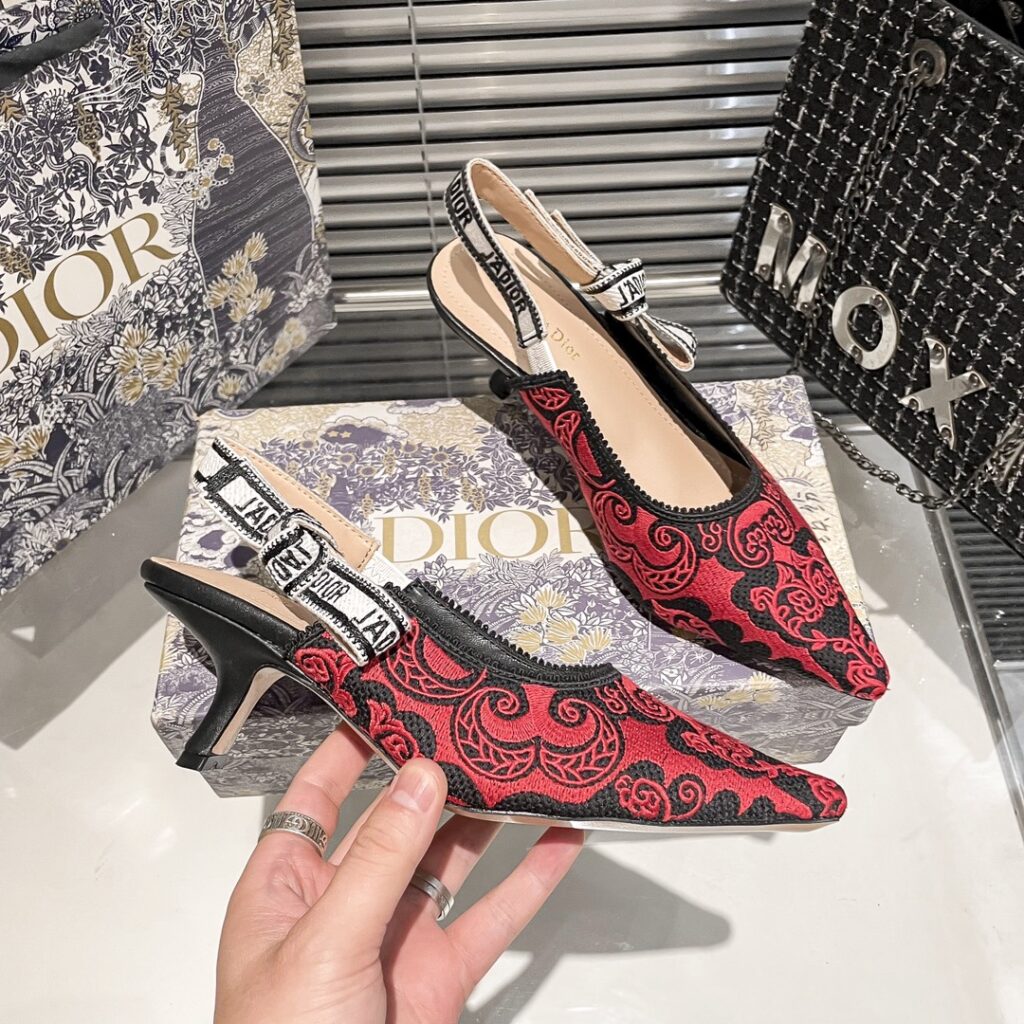 DIOR 新作刺繍ハイヒール 10zm 95759 - 画像 (6)