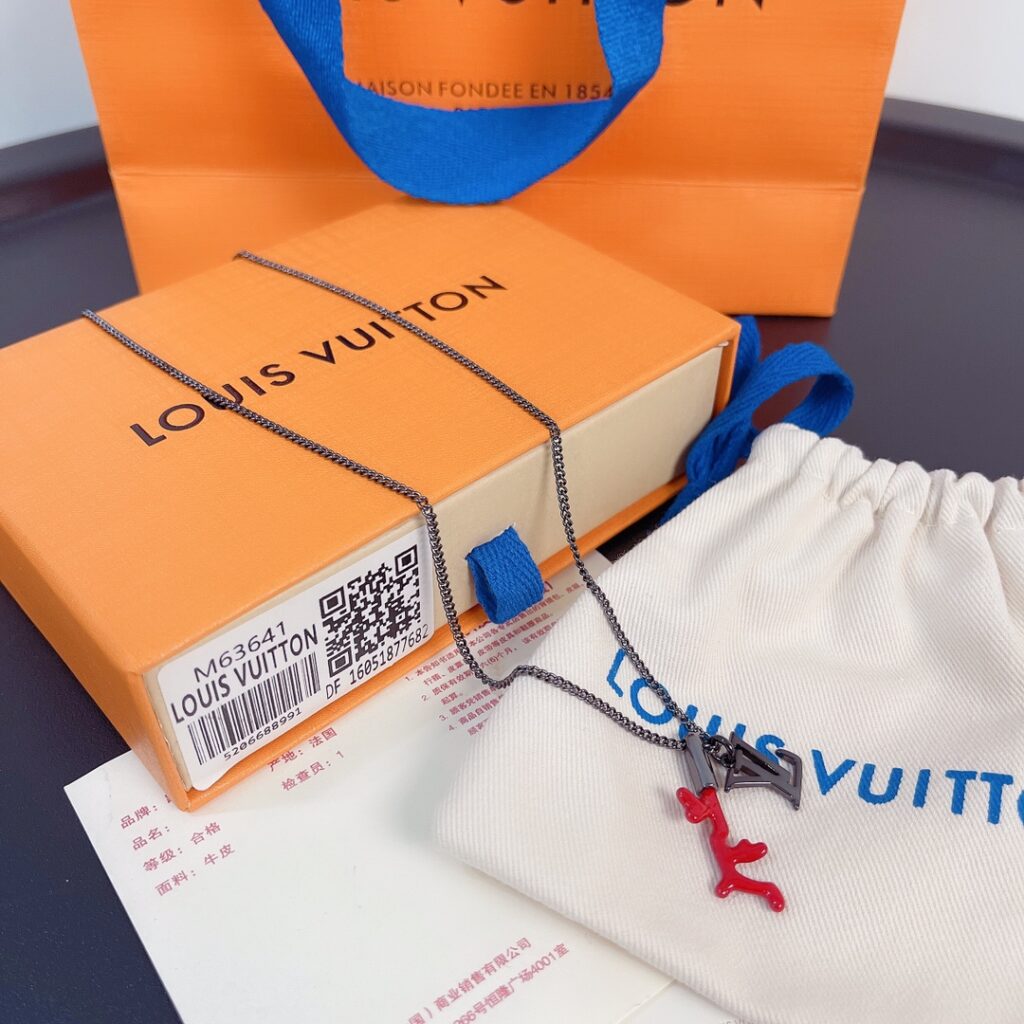 Louis Vuitton（ルイヴィトン）ペンダントチェーンLVコーラル M68903 - 画像 (5)