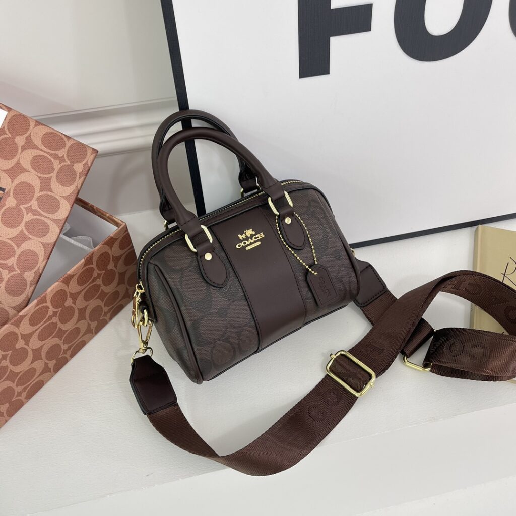 COACH ケース 01 zm - 画像 (5)
