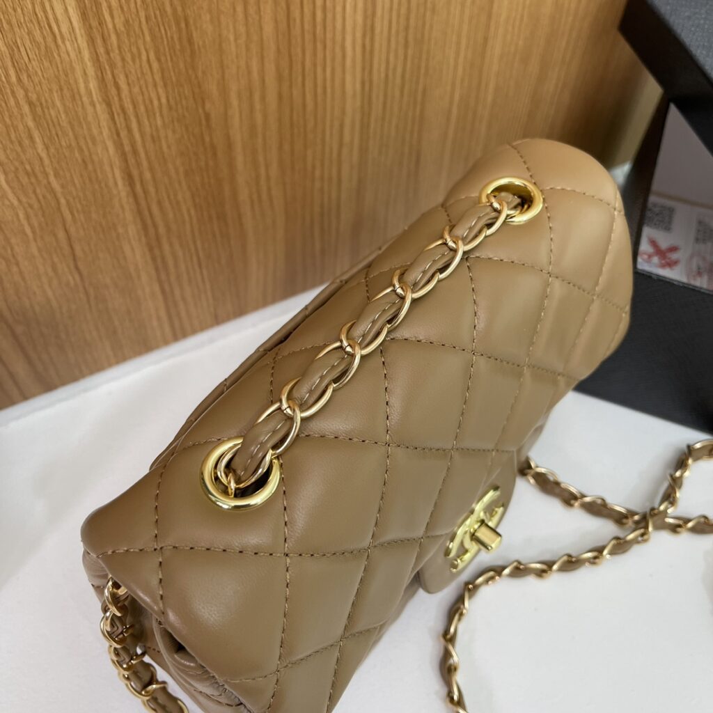 CHANEL スタイリッシュなバッグ 01 zm - 画像 (2)