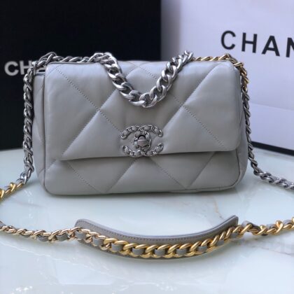 Chanel 19 small 1160