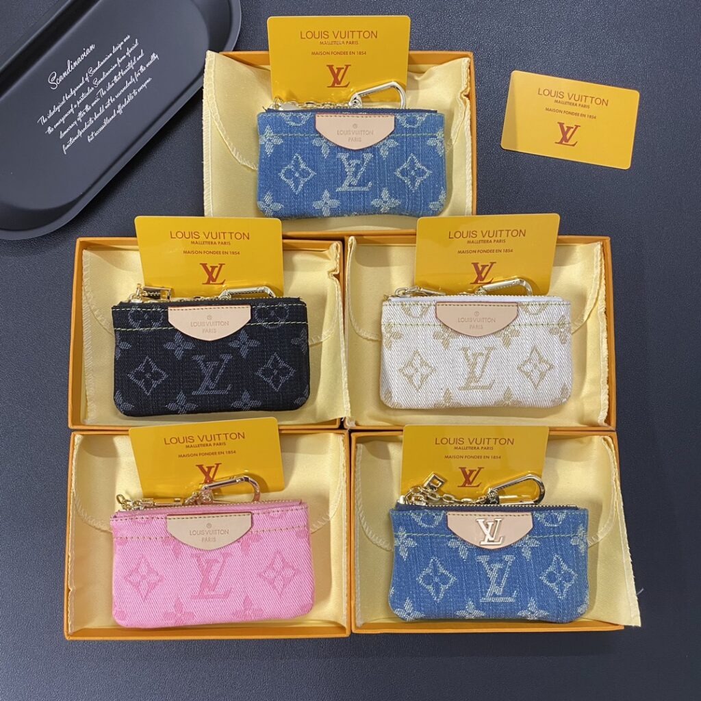 LV Louis Vuitton 小銭入れ に飾りを付ける zm 94914